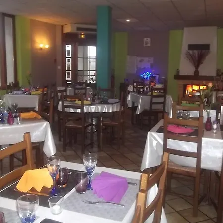 Des Cotes De Meuse Hotel 3*