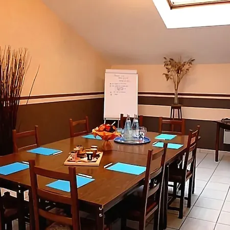 Hotel Des Cotes De Meuse