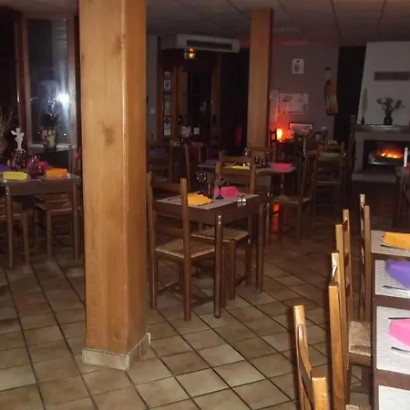 Des Cotes De Meuse 3* Saint-Maurice-sous-les-Côtes