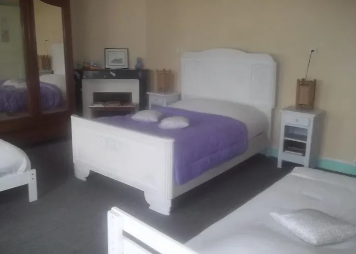 Des Cotes De Meuse Hotel